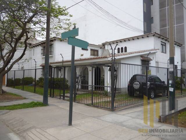 #74 - Casa para Venta en Lima - LIM - 2